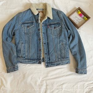 🆕Levi Strauss jacket size M